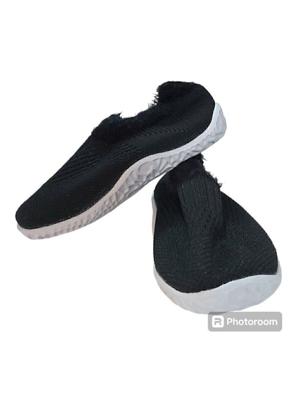 Adorable 18-24M Black Knit Loafers for Boys and Girls with Faux Fur Ankle Trim